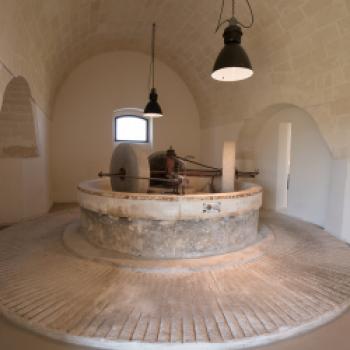 Auch eine Öhlmühle findet man in der Masseria Amastuola - (c) Hannelore Fisgus