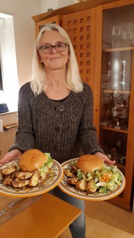 Ein Selbstversuch an Herd und Esstisch mit Hello Fresh - (c) Klaus Pfenning Ein Selbstversuch an Herd und Esstisch mit Hello Fresh - (c) Klaus Pfenning