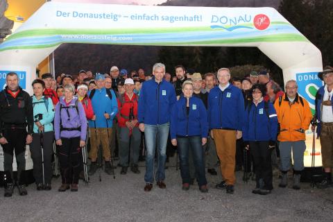  24-Stunden-Wanderung mit Start und Ziel in Schlögen - (c) Hotel Donauschlinge