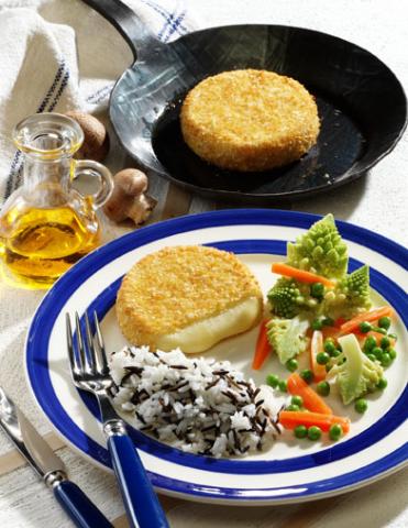 Backcamembert mit Gemüse - (c) Wirths PR Backcamembert mit Gemüse - (c) Wirths PR