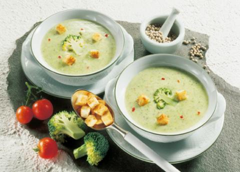 Brokkoli-Käsecreme-Suppe - (c) Wirths PR