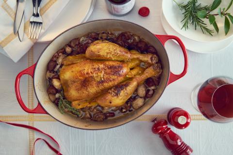 Der lukullische Höhepunkt des „Weihnachtsmenüs à la française“ - Festtagsbraten mit Maronen-Champignion-Beilage