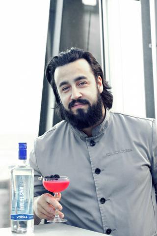 Levent Gudegast (CLOUDS HAMBURG) - (c) New Amsterdam Vodka Levent Gudegast (CLOUDS HAMBURG) - (c) New Amsterdam Vodka