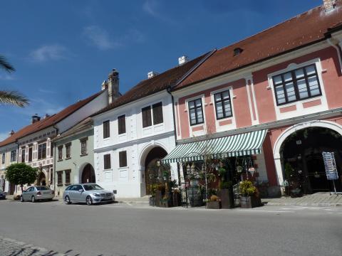 Rust im Burgenland – Stadt der Störche und edlen Weine Rust im Burgenland – Stadt der Störche und edlen Weine