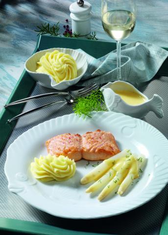 Spargel mit Lachsfilet, Kartoffelpüree und Zitronengras-Sauce - (c) www.ostermenue.de Spargel mit Lachsfilet, Kartoffelpüree und Zitronengras-Sauce - (c) www.ostermenue.de