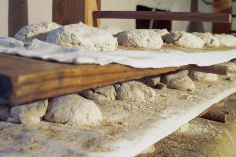 Vinschger Paarl  Ein Rezept für das lagerfähige Brot aus Südtirol - (c) Jörg Bornmann
