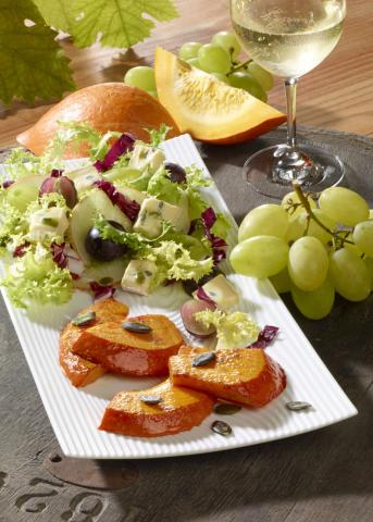 Winzersalat mit gebratenem Kürbis - (c) Wirths PR Winzersalat mit gebratenem Kürbis - (c) Wirths PR