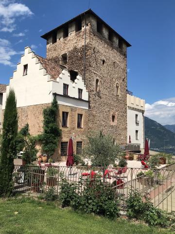 Schloss Korb mit dem mittelalterlichen Turm - (c) Eva-Maria Mayring
