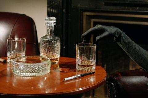 Genuss im Einklang: Wie Kenner das Zusammenspiel von Alkohol und Tabak zelebrieren - (c) www.pexels.com Genuss im Einklang: Wie Kenner das Zusammenspiel von Alkohol und Tabak zelebrieren - (c) www.pexels.com